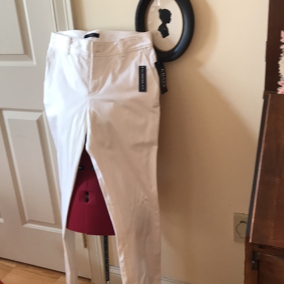 Chaps white preppy slacks NWT size 8 petite - Picture 4 of 7